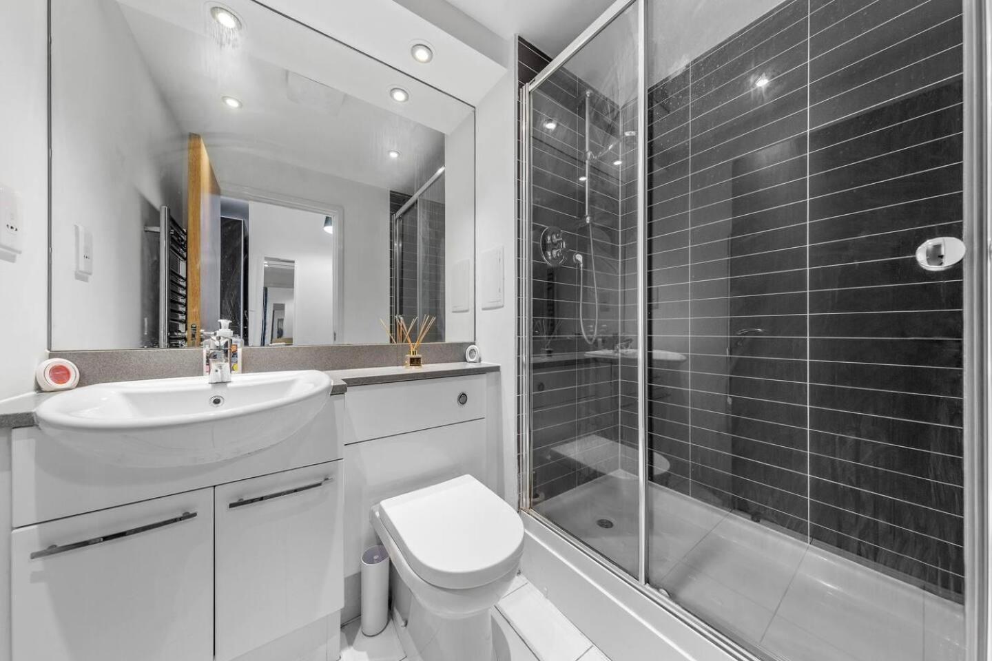Lovely & Cosy 2 Beds London Skyline View Εξωτερικό φωτογραφία
