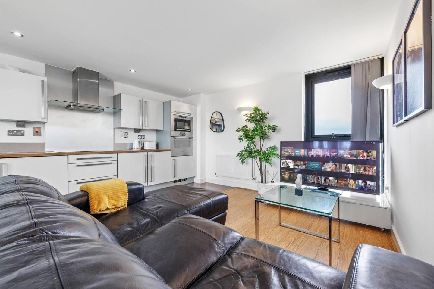 Lovely & Cosy 2 Beds London Skyline View Εξωτερικό φωτογραφία