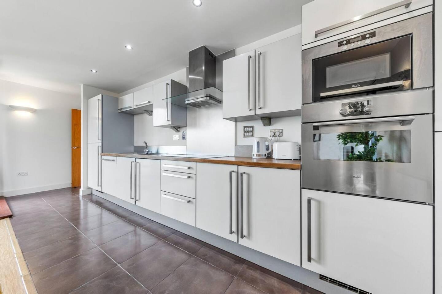 Lovely & Cosy 2 Beds London Skyline View Εξωτερικό φωτογραφία